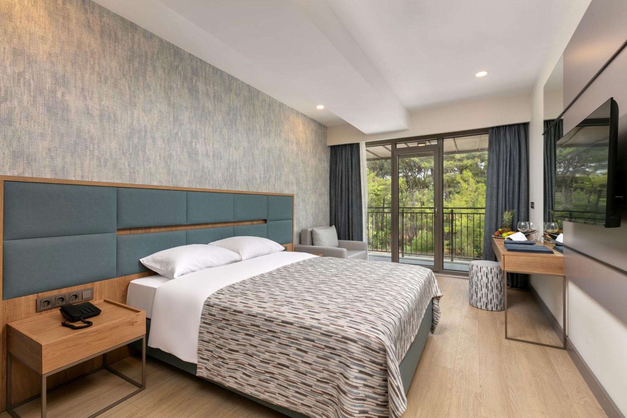 Keptur Hotel Dosemealti ภายนอก รูปภาพ